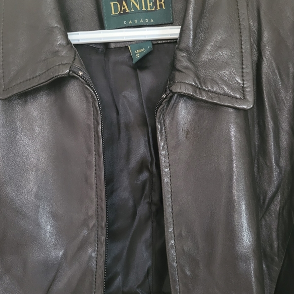leather blazer - Picture 4 of 6